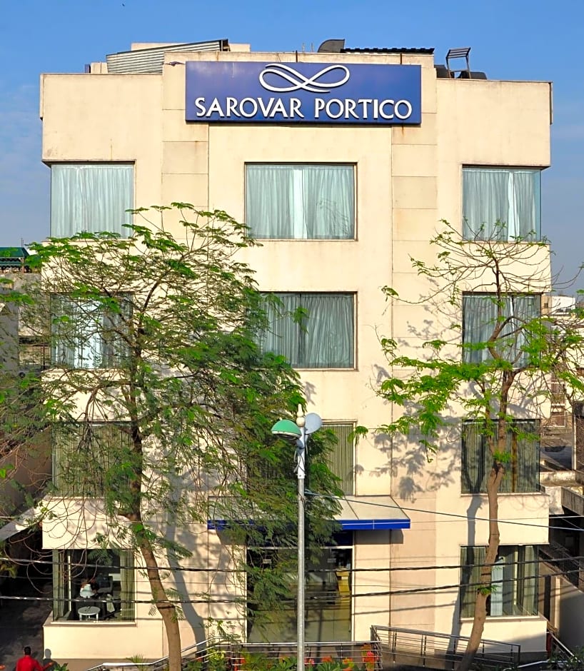 Sarovar Portico Naraina Hotel