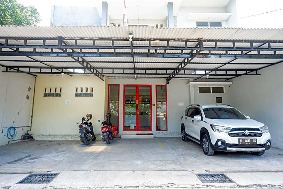 RedDoorz near Bandara Ahmad Yani Semarang