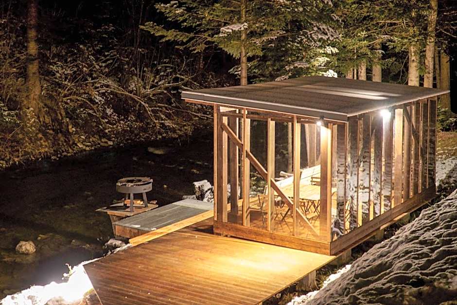 Novosiele Lifestyle Apartments - nad górską rzeką - Strefa relaksu sauna jacuzzi - Bieszczady