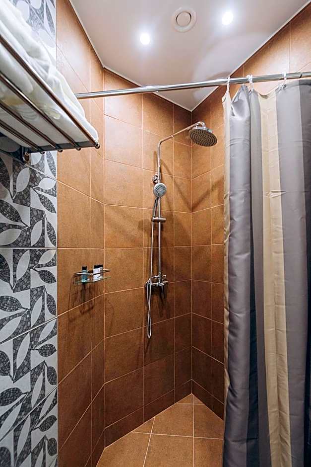 Oversize Piter Hotel