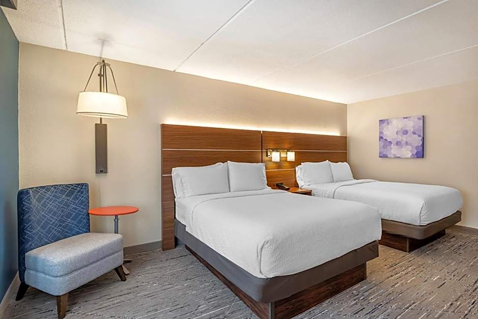 Holiday Inn Express and Suites - Petersburg - Fort Lee by IHG