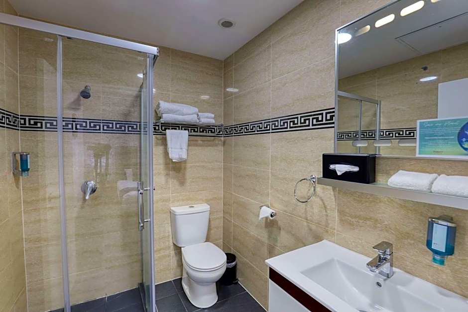 Ramada by Wyndham Hamilton City Center