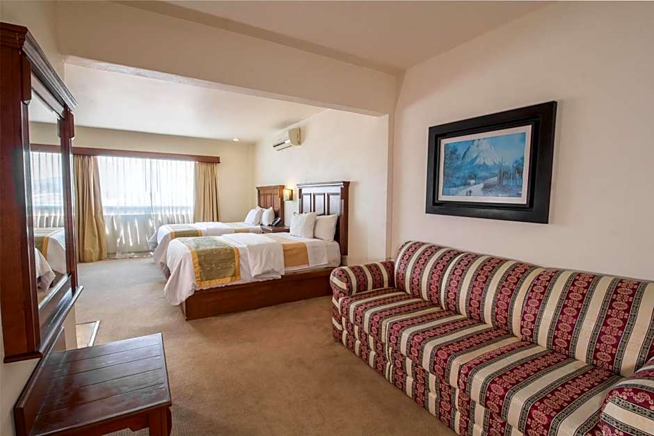 Hecthorny San Carlos Tequisquiapan, BW Signature Collection