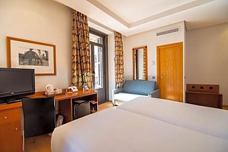 Double Room with View