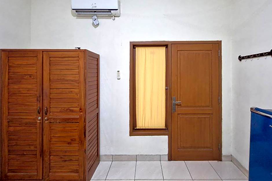 Reddoorz @Griya Kampar Madiun