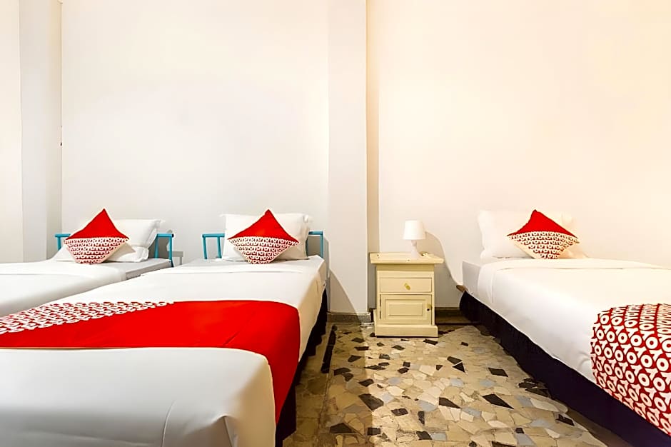 RedDoorz near RSUD Kota Mataram