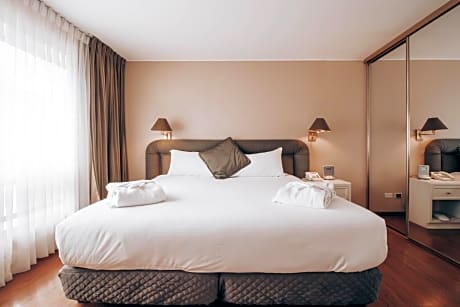 Executive King Suite with Kitchenette