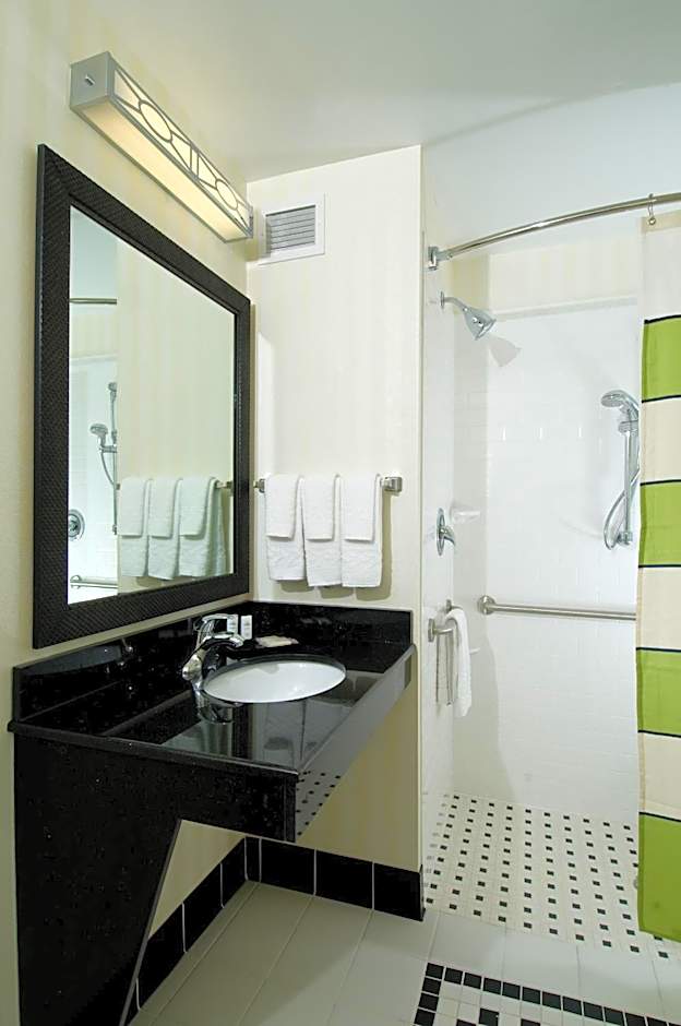 Fairfield Inn & Suites by Marriott Verona