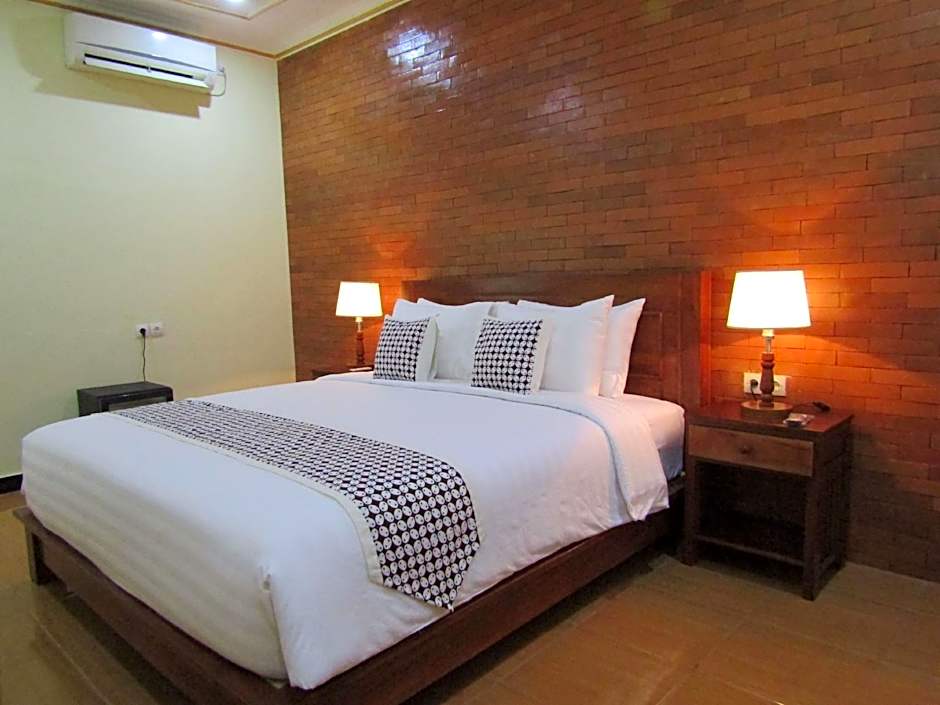 Anang Bed & Breakfast Syariah by Ndalem Beong