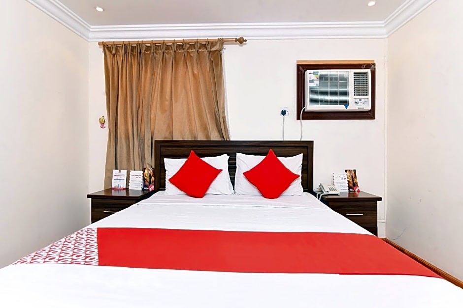 OYO 416 Bonais Hotel