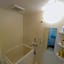 honeys guest house elevator , wash machine, huge closet space, private bathroom, walk to skytree in 10 minutes