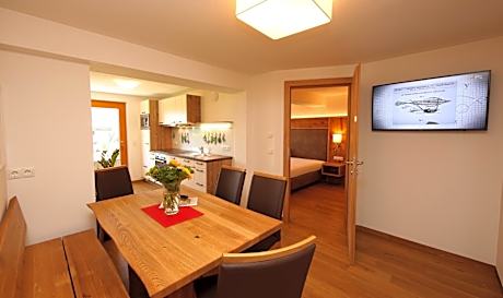 Two-Bedroom Apartment with Mountain View