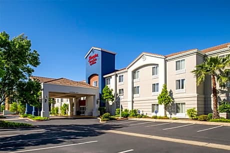 Hampton Inn By Hilton & Suites Redding