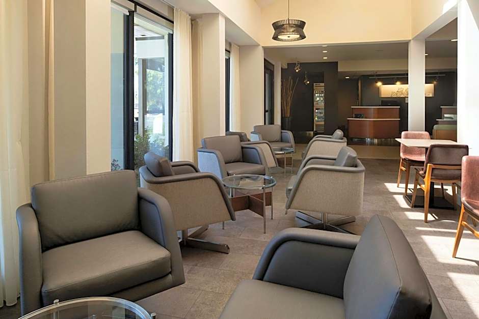 Courtyard by Marriott Fresno