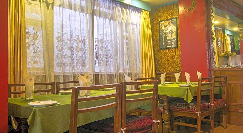 Hotel Seven Seventeen