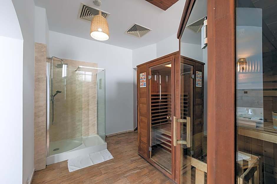 Hotel Carol - Vatra Dornei