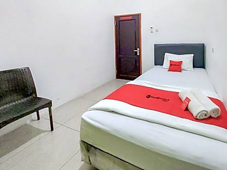 Economy Single Room