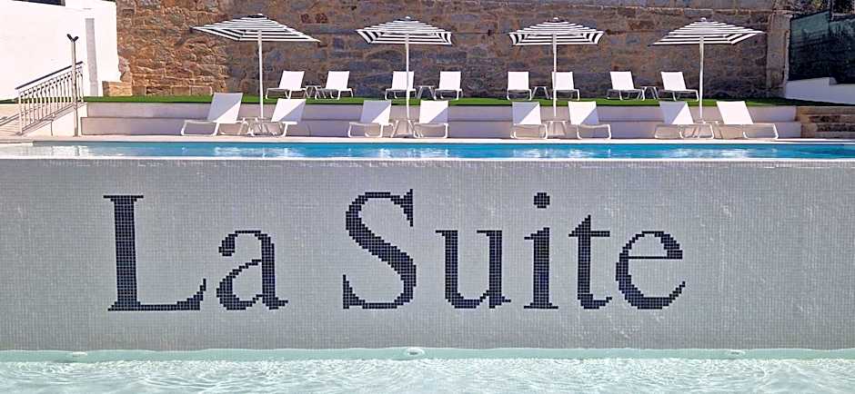 La Suite Hotel