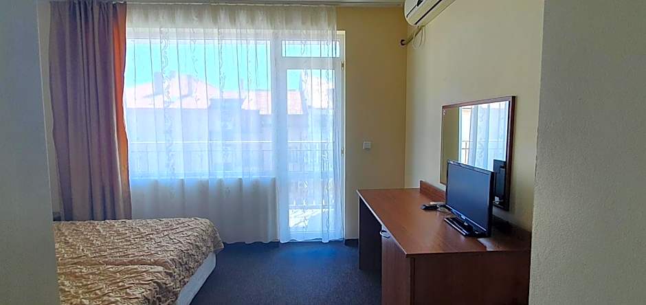 Sandor Hotel