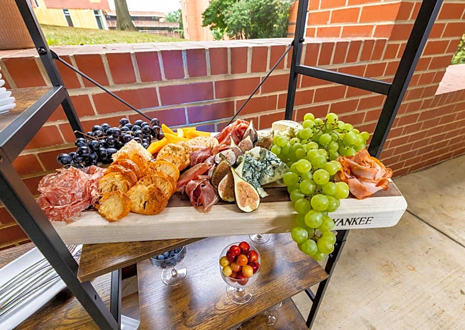 Kellogg Conference Hotel