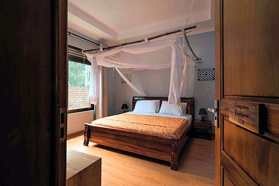 Heaven Restaurant & Boutique Hotel
