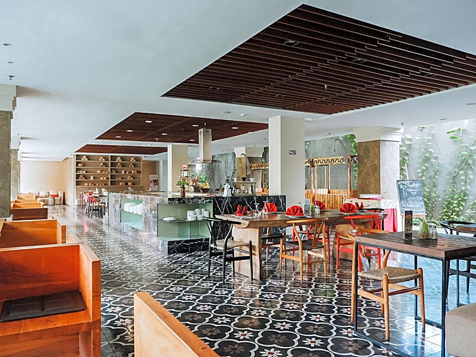 Grand Zuri Kuta Bali Hotel