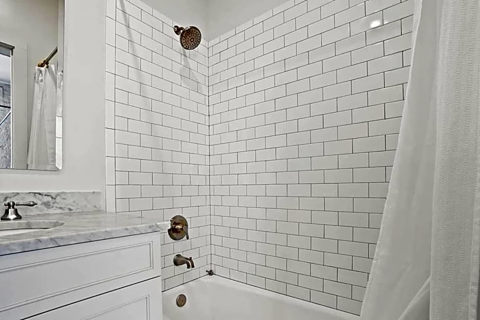 Group-friendly Suite Near Bourbon Street