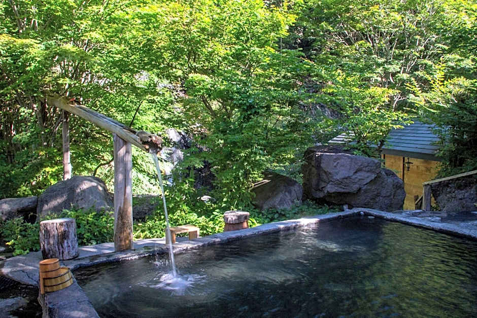 Hatcho no Yu Hot Spring Ryokan