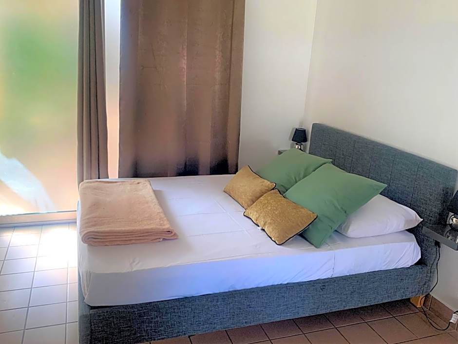 2 - LE VACOA - CHAMBRE 2 - Rdc G