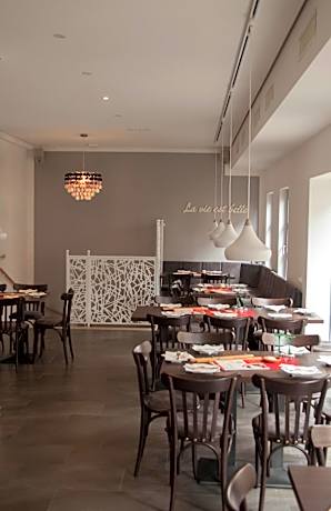 La Flamme Wertheim garni