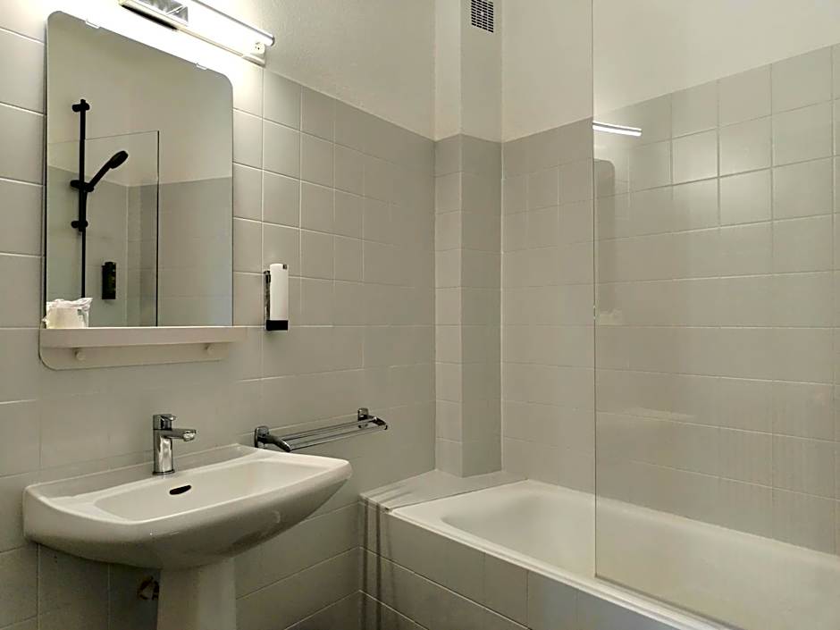 Logis Hotel La Bastide d'Entraigues