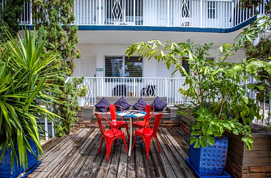 Beachside All Suites Hotel