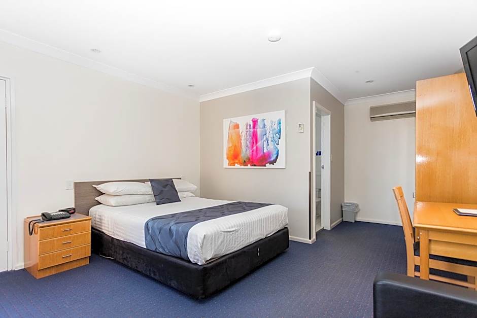 West End Motor Lodge