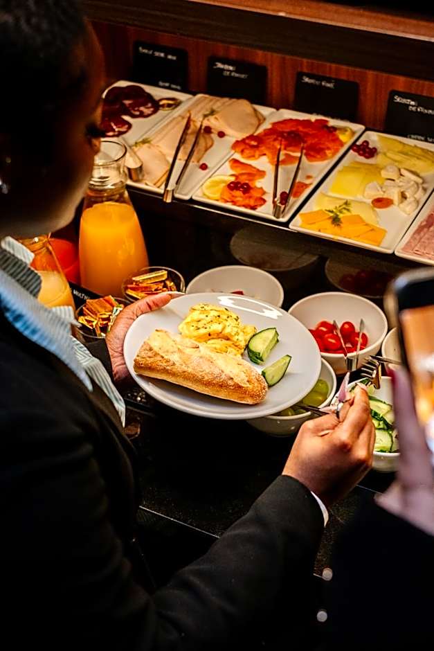 Hotel Paris Neuilly