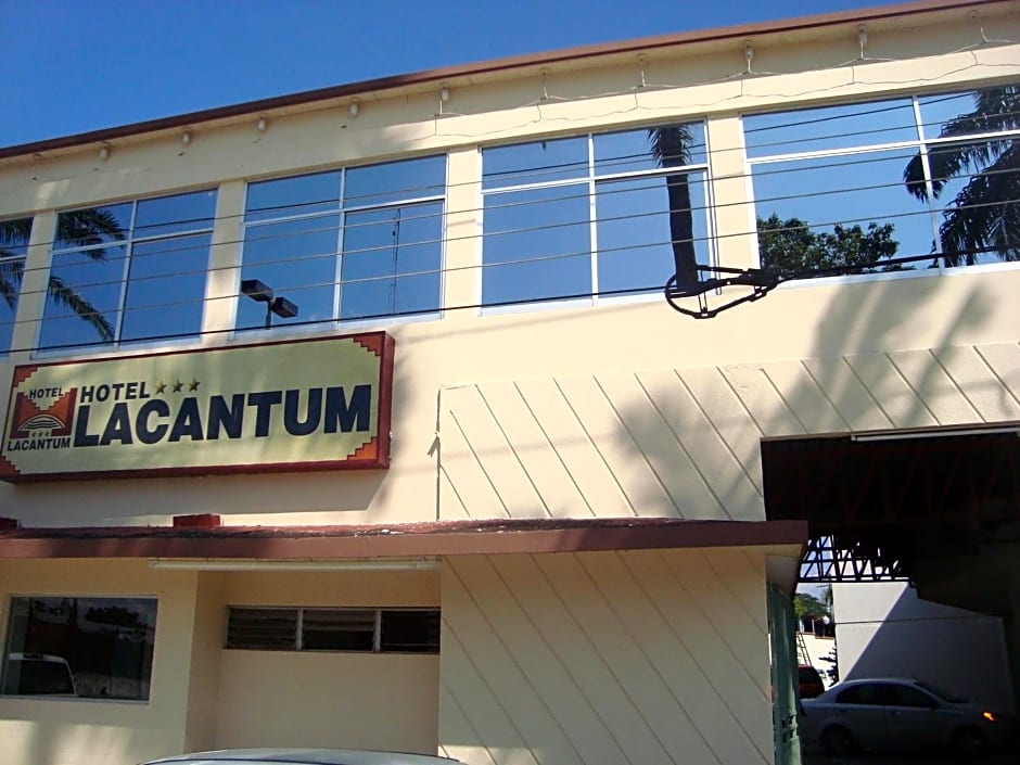 Hotel Lacantum by Rotamundos