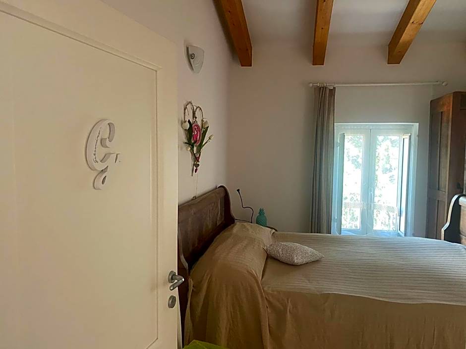 Finale Ligure Gorra Rooms Rosa di Mare vicino al mare lontano dal caos!