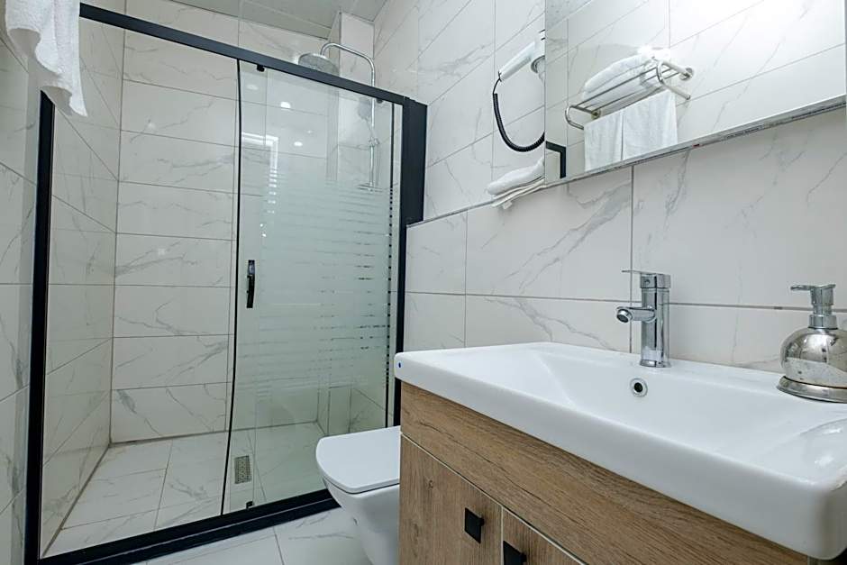 Lavender Airport Hotel