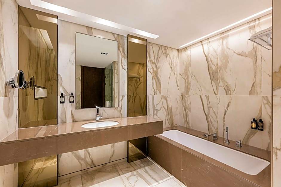 Agora, Doha, Autograph Collection