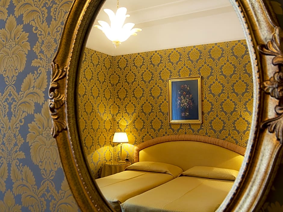 Marcella Royal Hotel