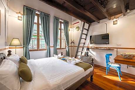 Double Room with Private External Bathroom