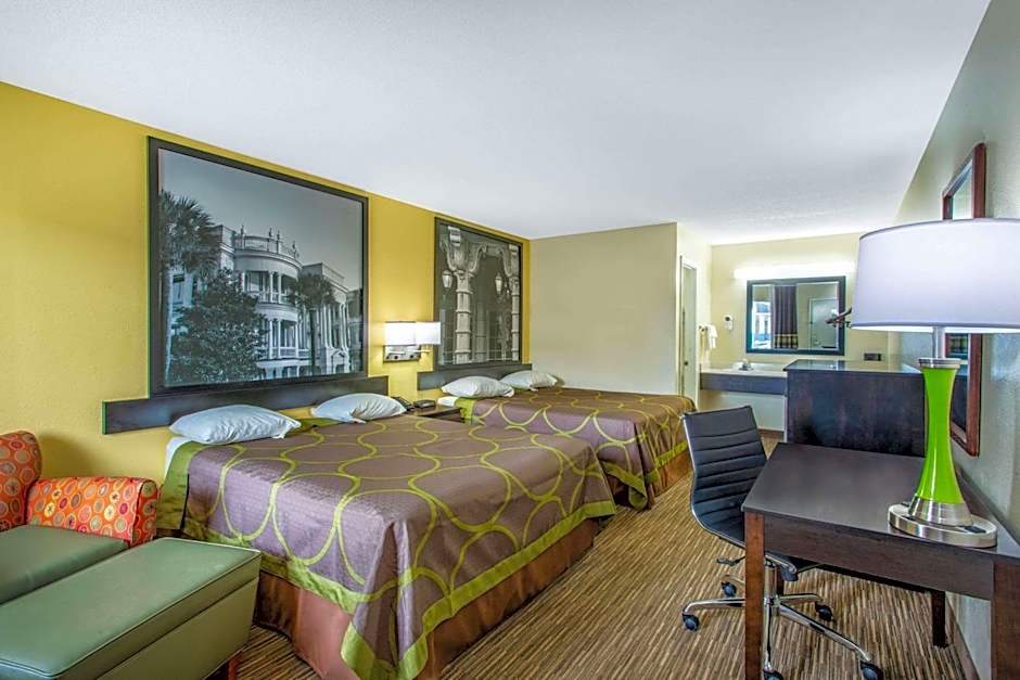 Super 8 by Wyndham Florence