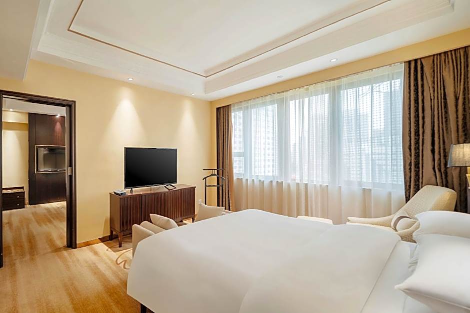 Sunshine Hotel