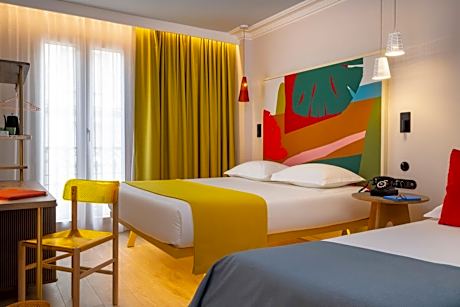 Superior Room with Sofa