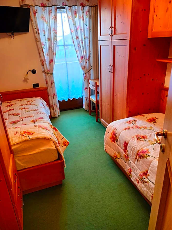 Photo 1 of 9 of Maisonette