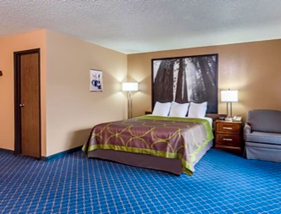 Super 8 by Wyndham Arcata
