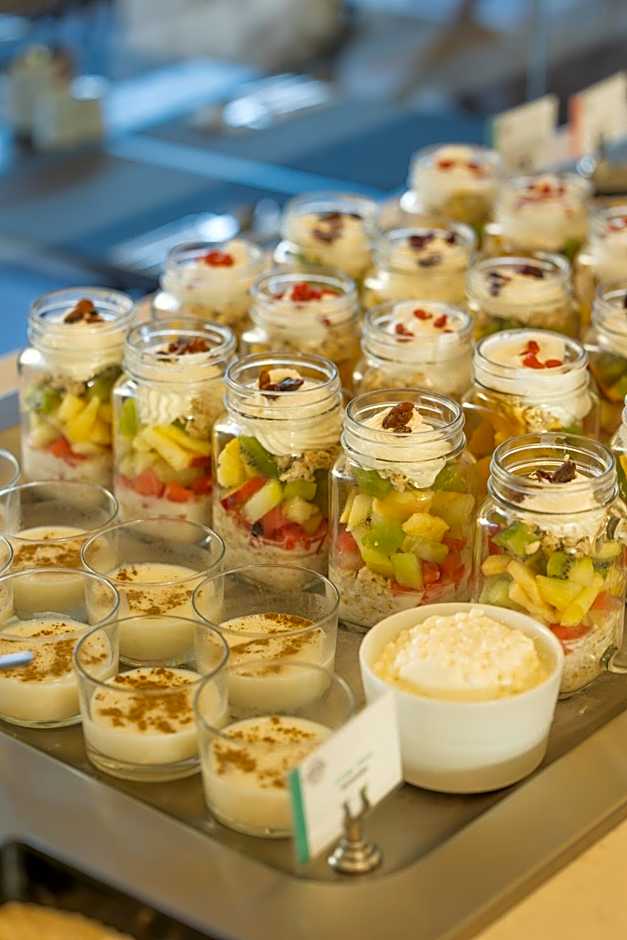 Cabana Blu Hotel & Suites