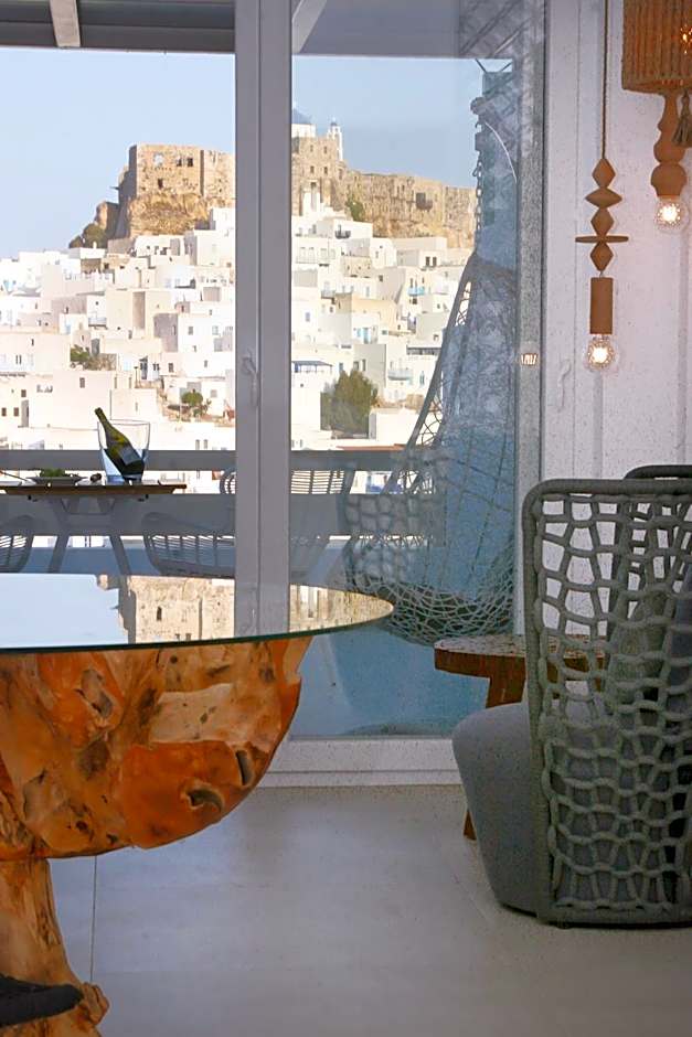 Anatoli Luxury Studios & Suites