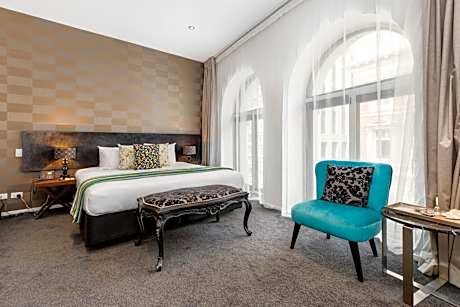 Premier Deluxe King or Twin Room