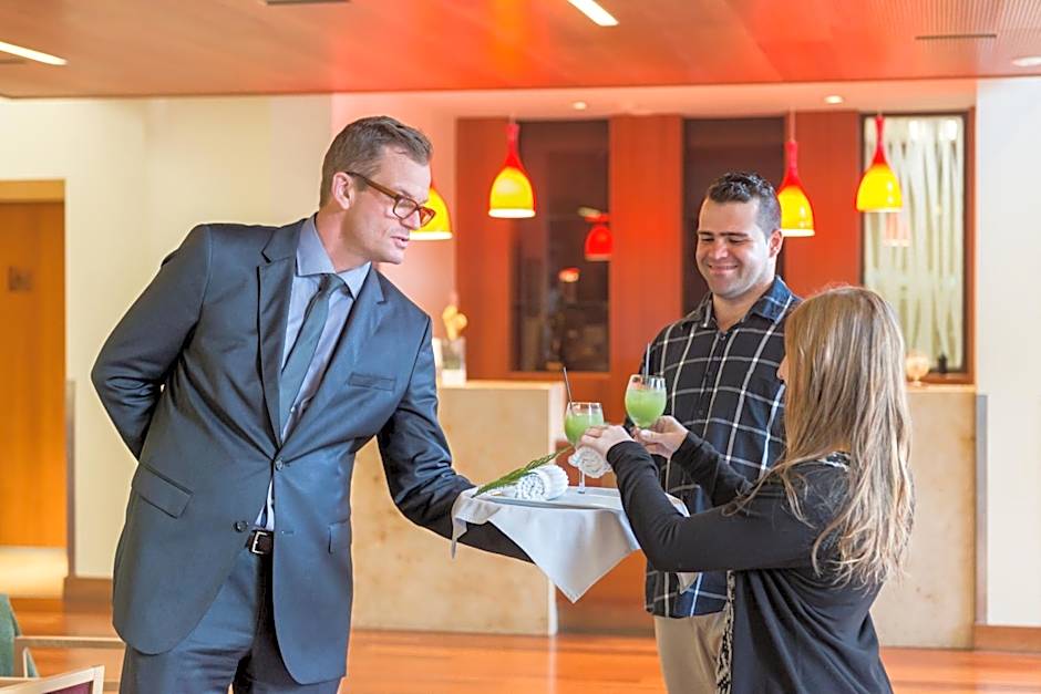 Te Waonui Forest Retreat