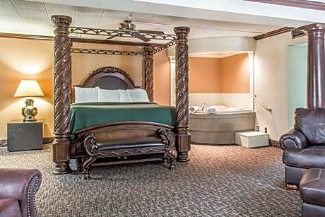 King Room with Spa Bath